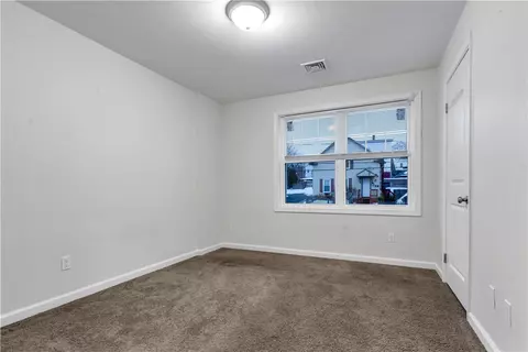 Bedroom - 40 Burnside Ave, Woonsocket, RI 02895 photo 1 of 5