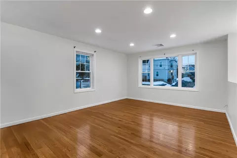 Living - 40 Burnside Ave, Woonsocket, RI 02895 photo 4 of 5