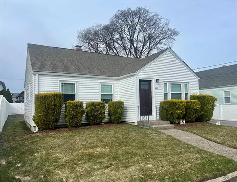 250 Pullen Ave, Pawtucket, RI 02861