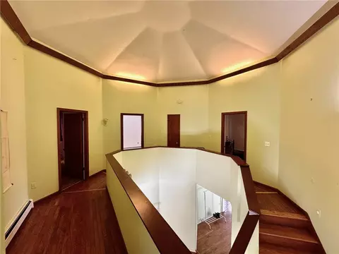 Entry Way - 25 Coachman Pike, Ledyard, CT 06339 photo 2 of 2