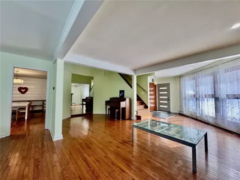 Living - 25 Coachman Pike, Ledyard, CT 06339 photo 1 of 3