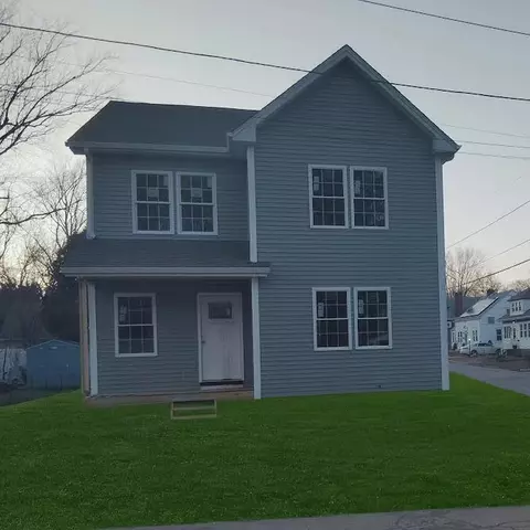 25 Arnold St, Riverside, RI 02915