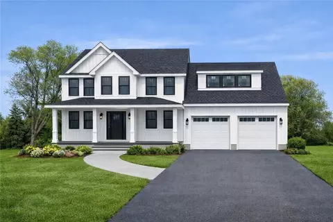 5 Orchard Ct, Johnston, RI 02919