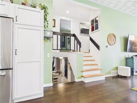 Entry Way - 26 Edgewood Rd, Glocester, RI 02814 photo 1 of 5