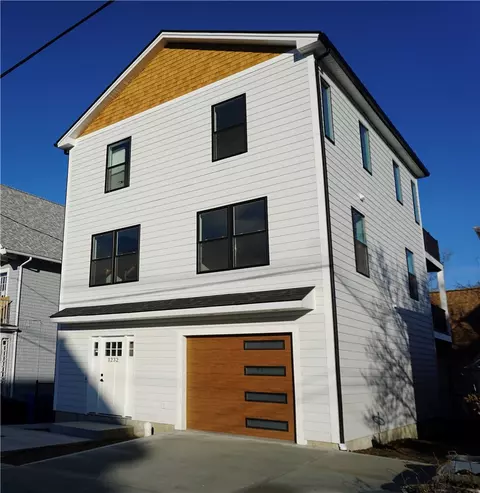 1232 Narragansett Blvd, Cranston, RI 02905