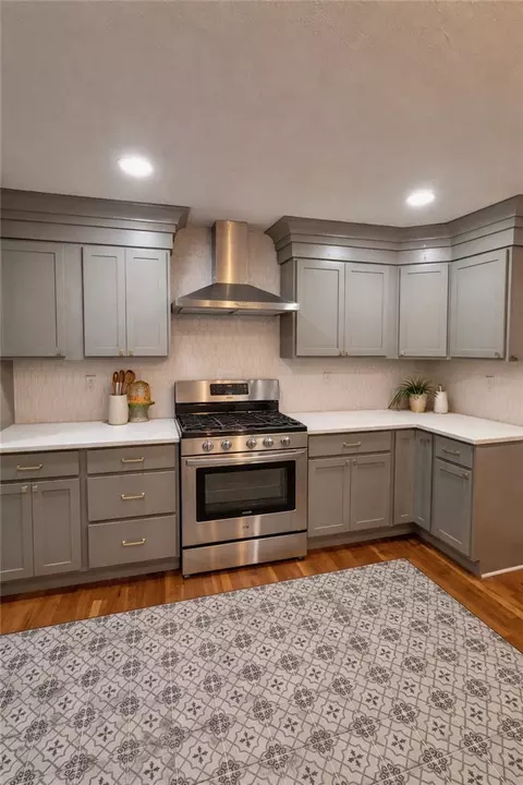 Kitchen - 228 Third Ave, Warwick, RI 02888 photo 4 of 5