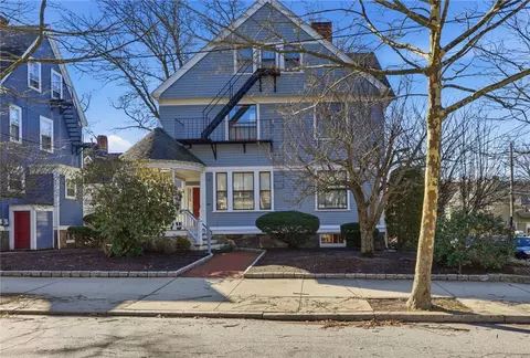 265 Bowen St #2, Providence, RI 02906