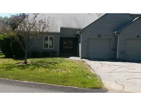87 Nipmuc Trl #87A, North Providence, RI 02904