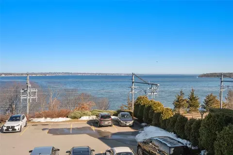View/Area - 4080 Post Rd #011, Warwick, RI 02886 photo 2 of 4