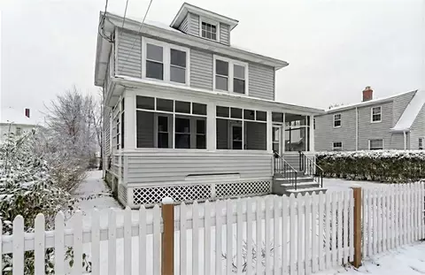 70 Whittier Rd, Pawtucket, RI 02861
