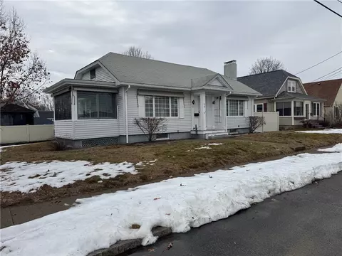 54 Holburn Ave, Cranston, RI 02910