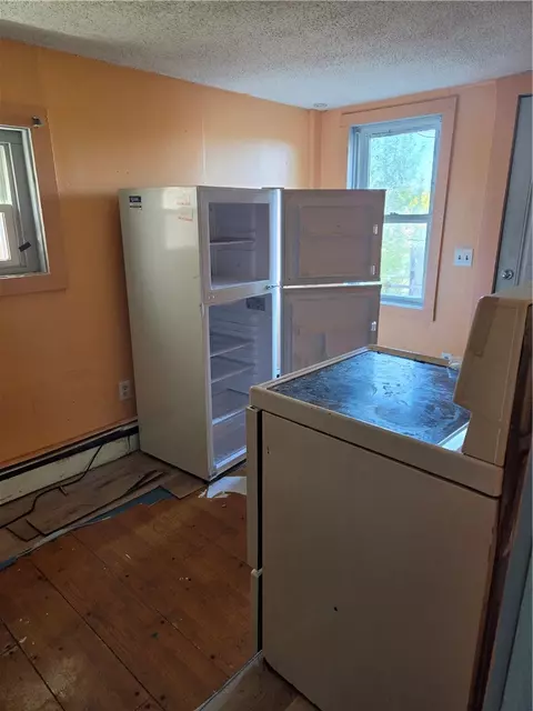 187 Boyden St, Woonsocket, RI 02895 photo 7