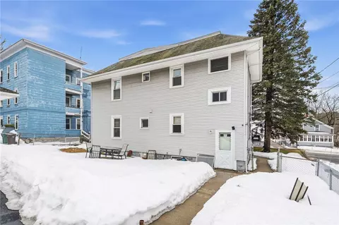 372 Cumberland Hill Rd, Woonsocket, RI 02895 photo 6