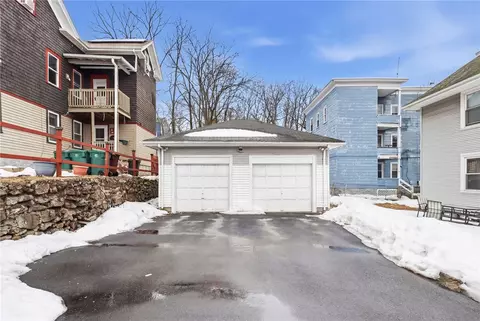 372 Cumberland Hill Rd, Woonsocket, RI 02895 photo 7