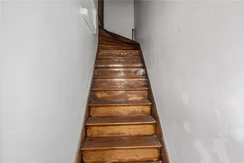 372 Cumberland Hill Rd, Woonsocket, RI 02895 photo 46