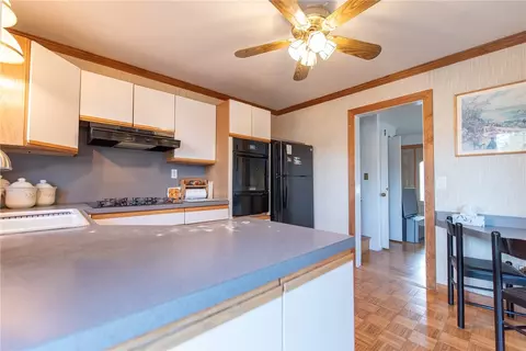 1020 Warwick Ave, Warwick, RI 02888 photo 29
