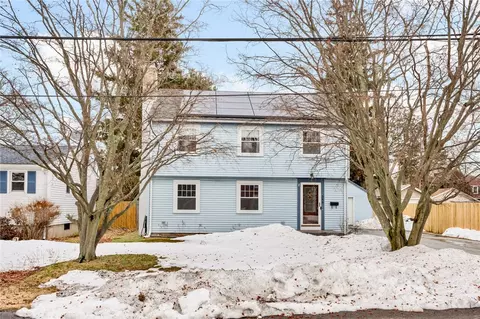 346 Chestnut St, Warwick, RI 02888