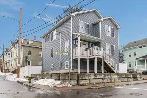 317 Amherst St, Providence, RI 02909