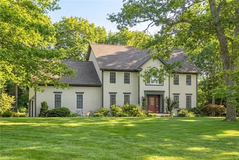 307 White Horn Dr, South Kingstown, RI 02881
