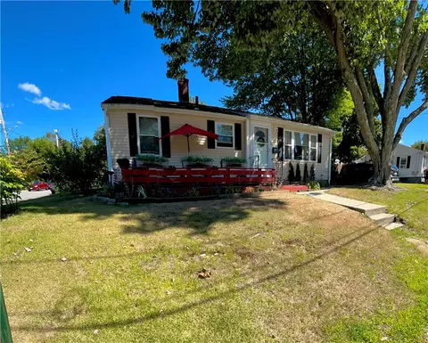 2 Simpson St, North Providence, RI 02911