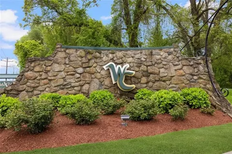 View/Area - 302 Chatham Cir, Warwick, RI 02886 photo 1 of 6