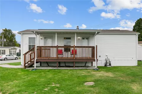 1 Second St, Portsmouth, RI 02871