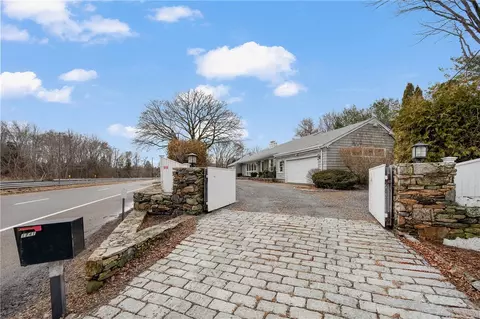 1741 Wampanoag Trl, Barrington, RI 02806