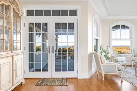 Entry Way - 7 Fenway Rd, Westerly, RI 02891 photo 2 of 9