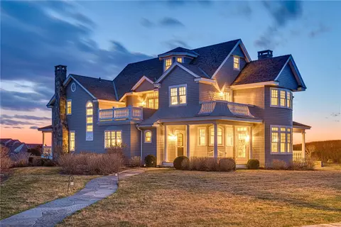 Exterior - 7 Fenway Rd, Westerly, RI 02891 photo 2 of 5