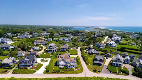 View/Area - 7 Fenway Rd, Westerly, RI 02891 photo 9 of 11