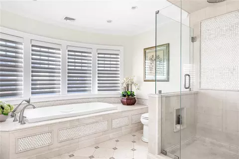 Bath - 7 Fenway Rd, Westerly, RI 02891 photo 2 of 3