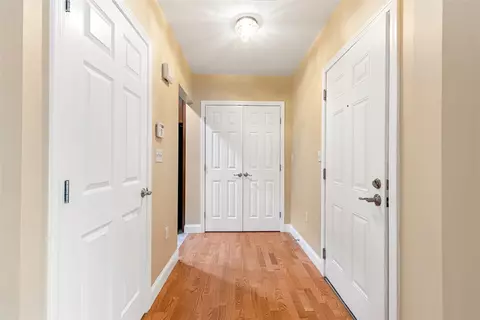 Entry Way - 70 Turner St #D-2, Warwick, RI 02886 photo 1 of 2