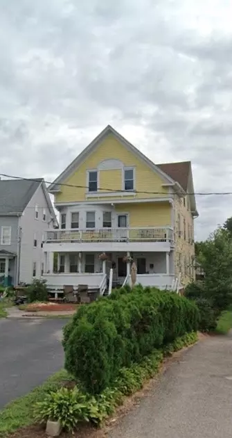 481 N Main St, Woonsocket, RI 02895