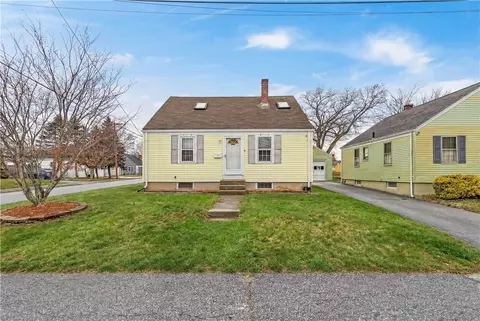 123 Harper Ave, Cranston, RI 02910