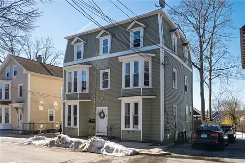 20 Peach Ave, Providence, RI 02906
