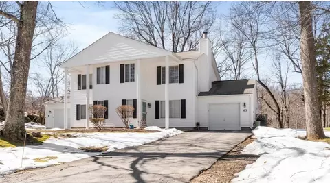 63 Governors Hl #63, West Warwick, RI 02893