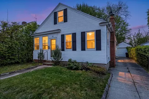 91 Tyndall Ave, Providence, RI 02908
