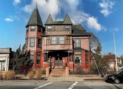 1447 Westminster St #1C, Providence, RI 02909