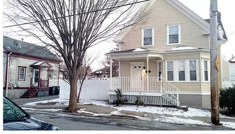 110 Gallup St, Providence, RI 02905