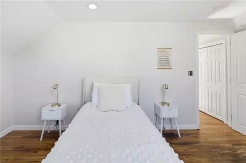 Bedroom - 52 Hazard Ave, Warwick, RI 02889 photo 6 of 8