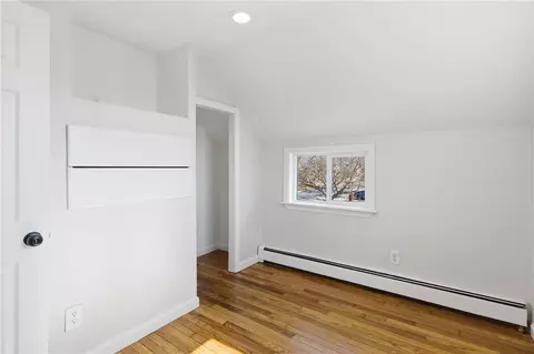 Bedroom - 52 Hazard Ave, Warwick, RI 02889 photo 4 of 8