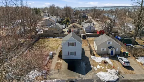 View/Area - 52 Hazard Ave, Warwick, RI 02889 photo 1 of 6