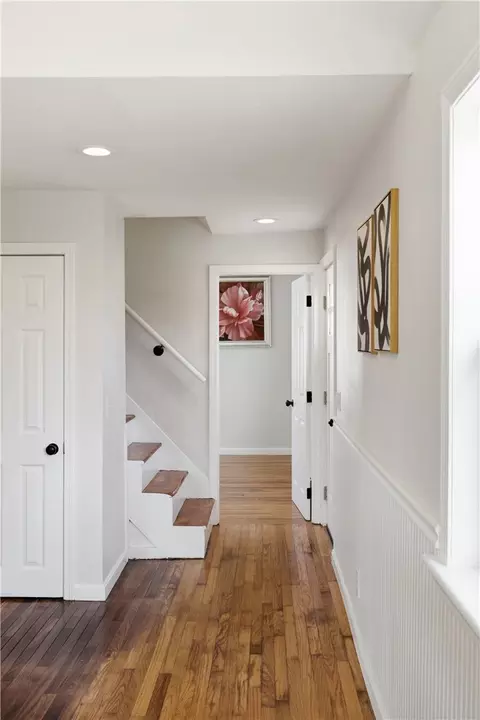 Entry Way - 52 Hazard Ave, Warwick, RI 02889 photo 2 of 3