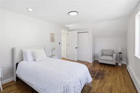 Bedroom - 52 Hazard Ave, Warwick, RI 02889 photo 7 of 8