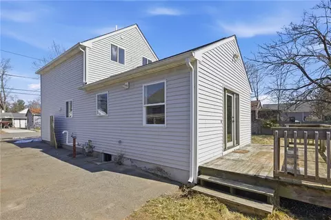Exterior - 52 Hazard Ave, Warwick, RI 02889 photo 2 of 4