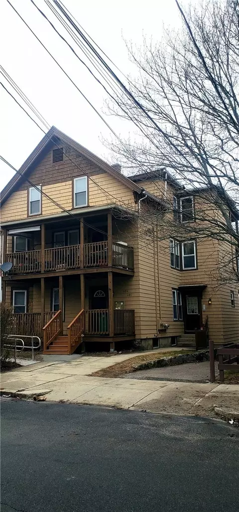 404 Carrington Ave, Woonsocket, RI 02895