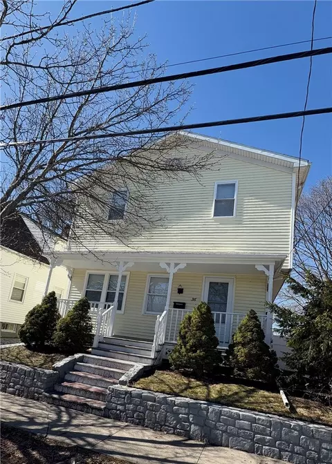 36 Waller St, Providence, RI 02908