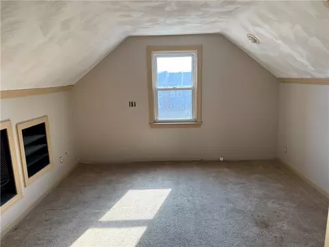 Bedroom - 207 Morse Ave, Warwick, RI 02886 photo 4 of 4