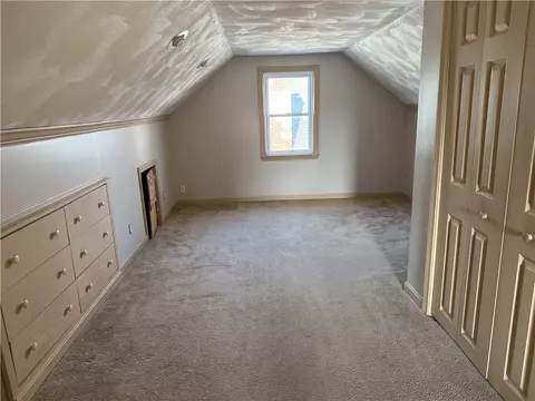Bedroom - 207 Morse Ave, Warwick, RI 02886 photo 3 of 4