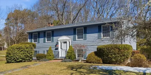 171 Haverhill Ave, North Kingstown, RI 02852